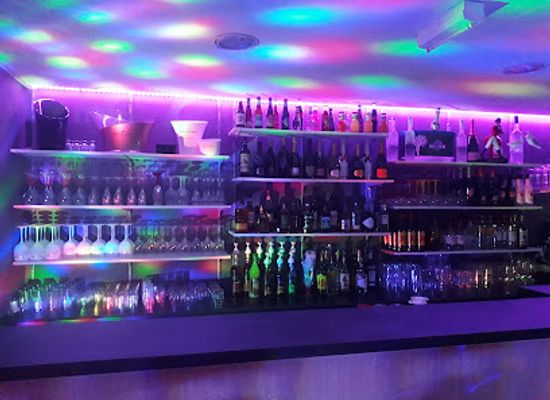 france/dordogne-valley/bar/bar-club-a-striptease-le-baron