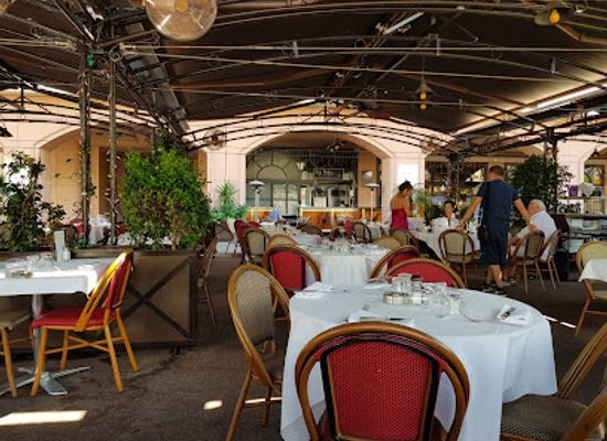 monaco/fontvieille/bar/quai-des-artistes