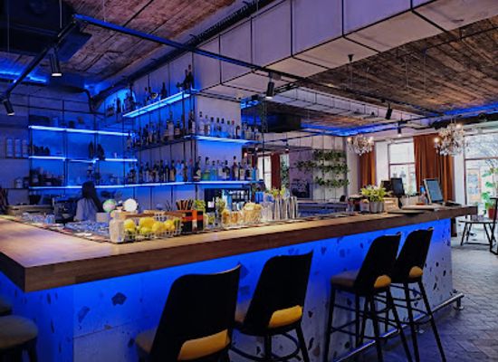 poland/lublin-upland/bar/ostro-klubokawiarnia