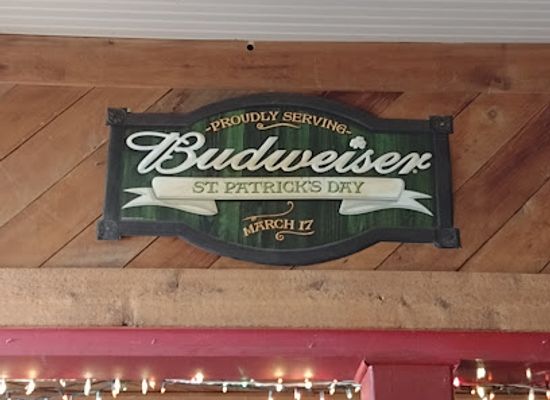 idaho/lost-river-valley/bar/red-pony-bar