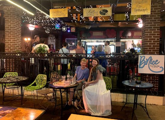 florida/greater-orlando/bar/b-nice-patio-bar