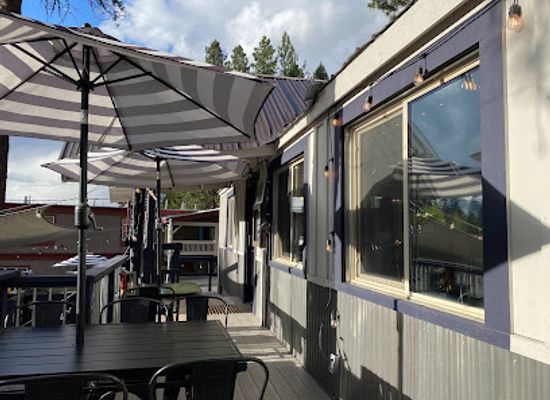 idaho/payette-lake/bar/frenchie-s