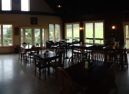 ohio/mohican-state-park/bar/ugly-bunny-winery