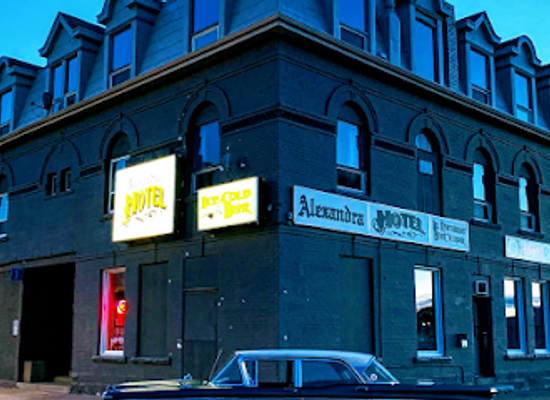 canada/western-manitoba/bar/alexandra-hotel-bar-beer-vendor-restaurant