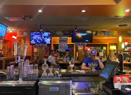 kansas/dodge-city/bar/applebee-s-grill-bar