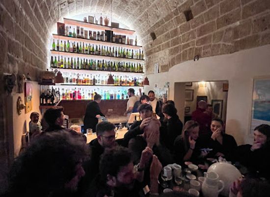 italy/bari/santo-spirito/bar/porto-franco-vino-cibo-e-santi-spiriti