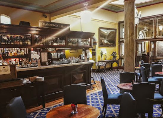 australia/blue-mountains-national-park/bar/champagne-charlies