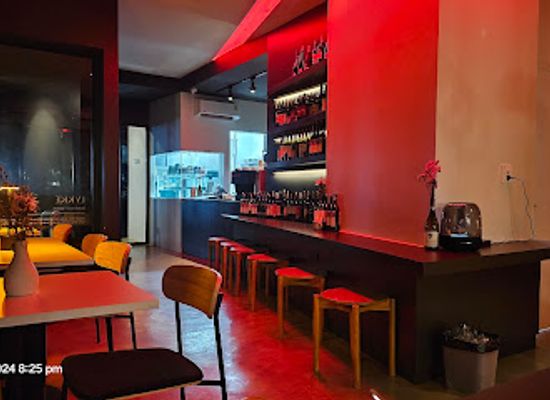 thailand/nan/bar/lykke-brunch-wine-bar