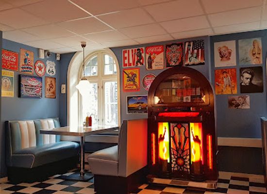 norway/roros/bar/freddy-s-diner