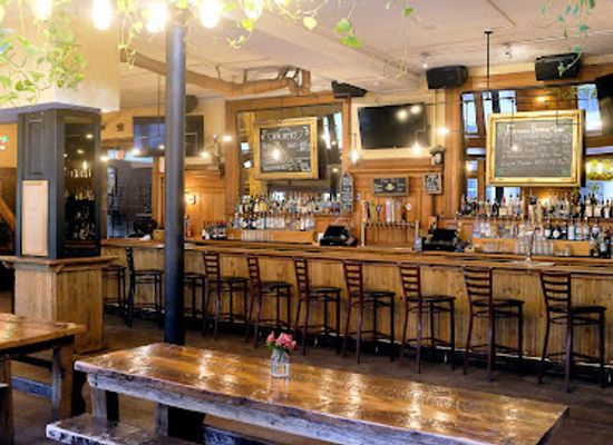 new-york/albany/center-square/bar/the-city-beer-hall