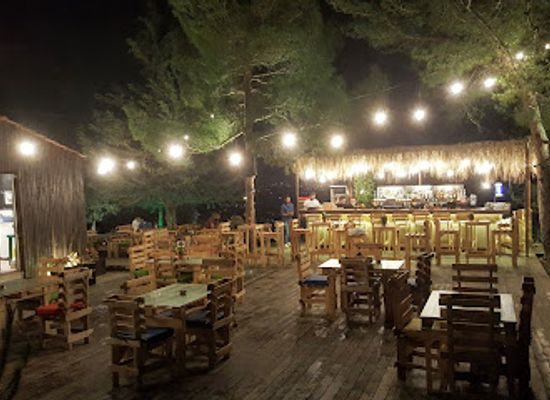 lebanon/chouf-district/bar/campobar-baakline