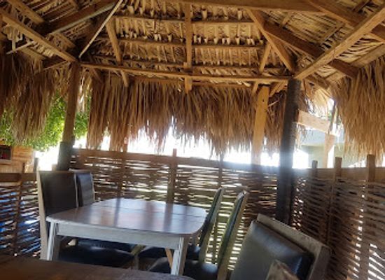 jamaica/treasure-beach/bar/frenchman-s-bay