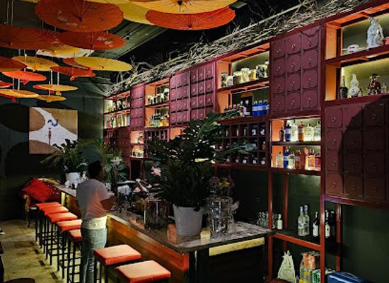 malaysia/kuala-lumpur/chinatown/bar/cock-s-tail-bar