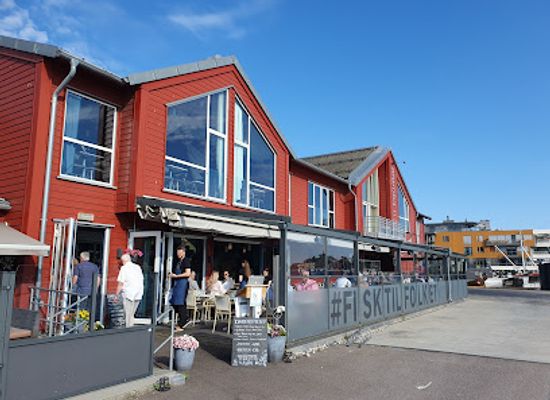 norway/vestfold/bar/brygga-11-geir-skeie