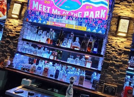 missouri/poplar-bluff/bar/the-lounge