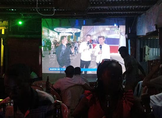 gabon/pikounda-gorilla-camp/bar/le-camp-souako