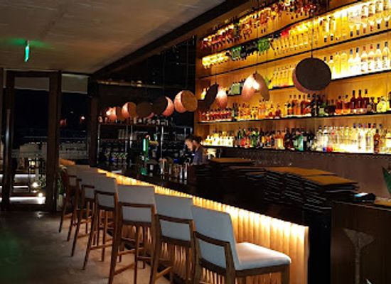 paraguay/upper-chaco/bar/zulu-rooftop