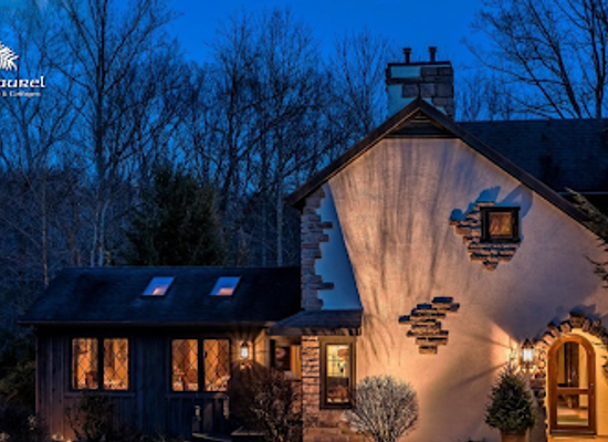 ohio/hocking-hills/bar/glenlaurel-a-scottish-inn-cottages
