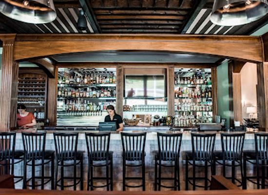 oregon/portland-metropolitan-area/bar/hickory-restaurant-bar