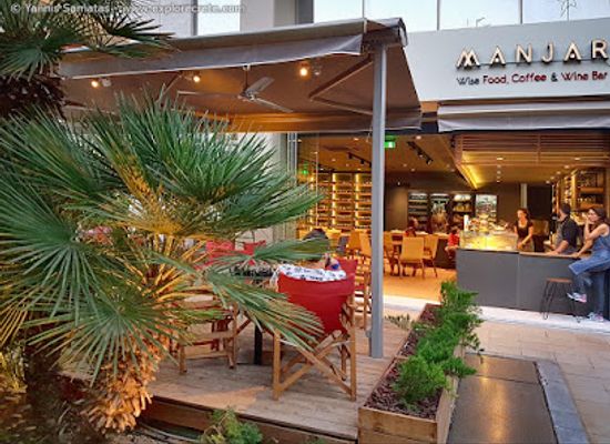greece/crete/heraklion/bar/manjar-wise-food-coffee-wine-bar