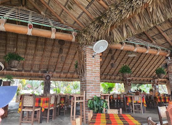 mexico/sierra-madre-del-sur/bar/restaurante-y-club-de-ski-tres-marias-laguna