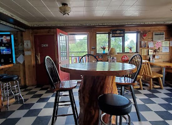 michigan/upper-peninsula/bar/historic-hautala-s-tavern