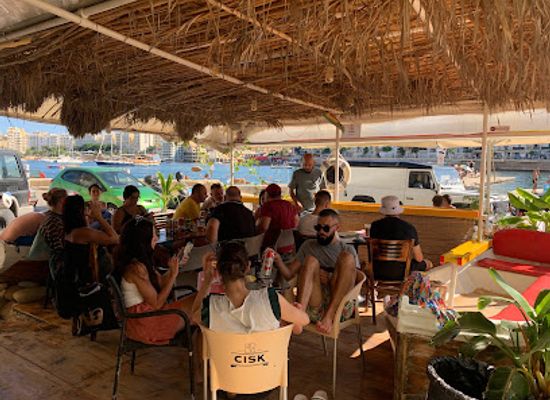 malta/st-julian-s/bar/happy-dayz-shack