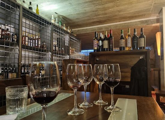portugal/douro/bar/lado-wines-ribeira-porto-douro-wine-bar-tastings-by-avepod