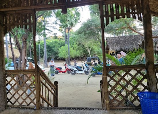 myanmar-burma/bagan/new-bagan/bar/anyathanda-yai