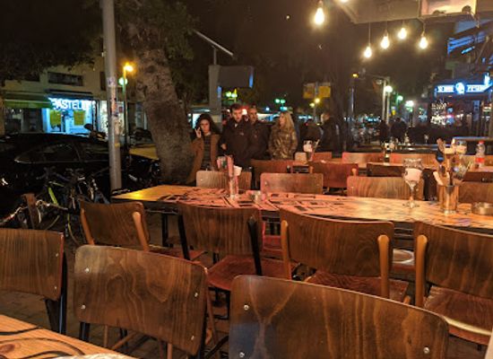 israel/jordan-valley/bar/dizzy-frishdon