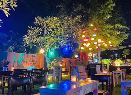 vietnam/phu-quoc-island/bar/luna-bar