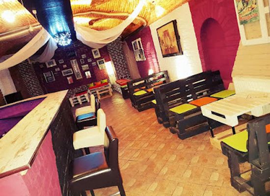 hungary/miskolc/bar/suzy-coffee-cocktail-bar