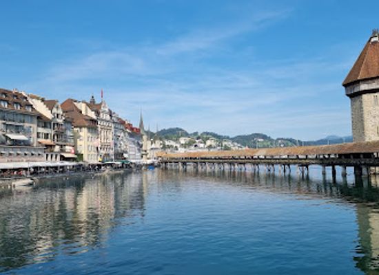 switzerland/lucerne/old-town/bar/bierliebe-friends