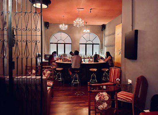 malaysia/ipoh/old-town/bar/atas-speakeasy