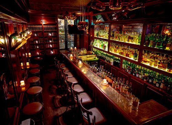 poland/warsaw/bar/podwale-bar-and-books