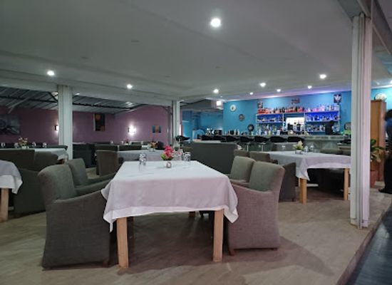 the-gambia/sami/bar/7-rooftop-flamingo-a-la-carte