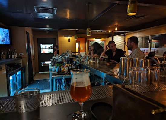 texas/austin/bar/drinkwell