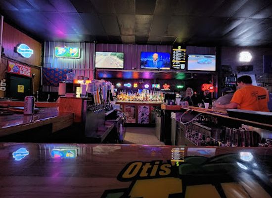 iowa/eastern-iowa/bar/tailgators