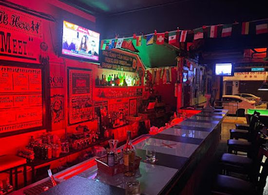 malaysia/malacca/bar/bernie-s-bar-pub