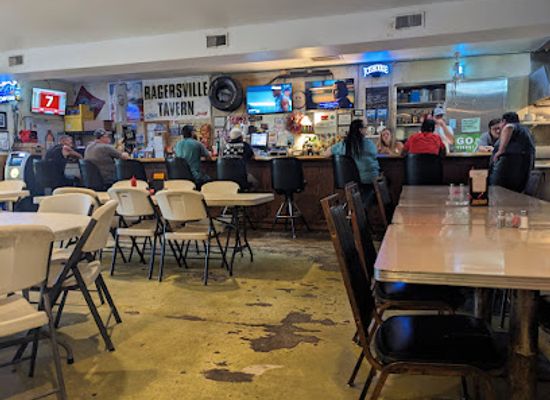 ohio/amish-country/bar/tavern-of-ragersville