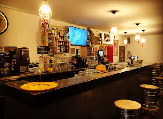 france/montpellier/historic-center/bar/le-louis-blanc