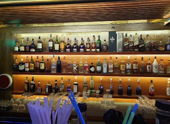 myanmar-burma/delta-region/bar/the-radio-bar
