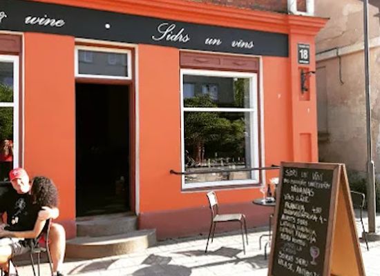 latvia/kuldiga/bar/fine-cider-wine