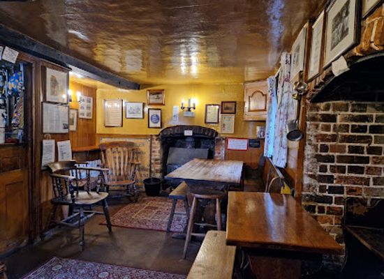 united-kingdom/berkshire/bar/the-bell-inn-aldworth