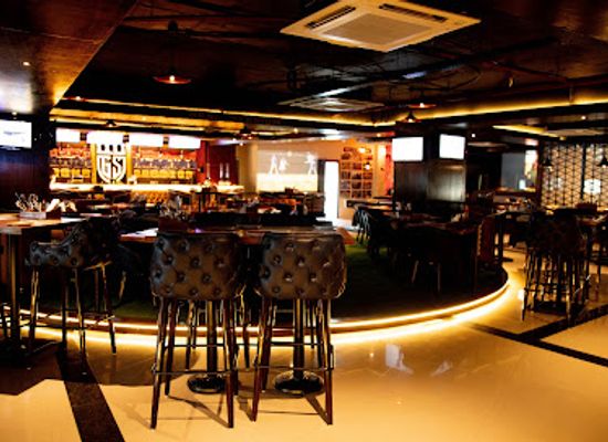 india/jammu/bar/the-grandstand-restaurant-sports-bar