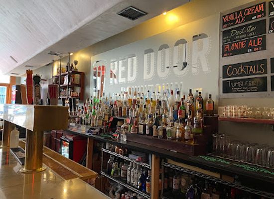 new-mexico/central-new-mexico/bar/red-door-bar