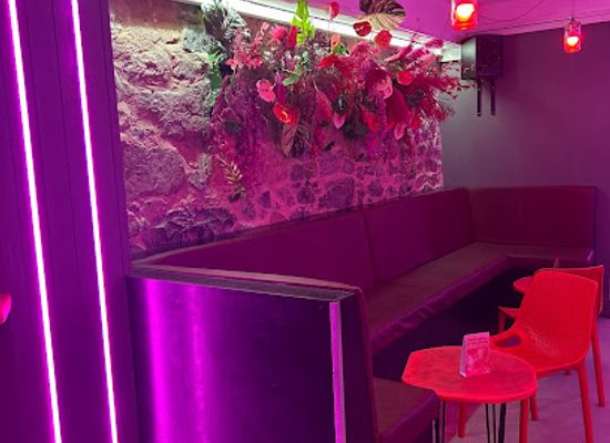 guernsey/portelet-bay/bar/bad-habits