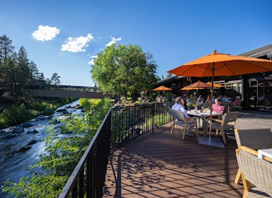 oregon/deschutes-county/bar/currents-at-the-riverhouse