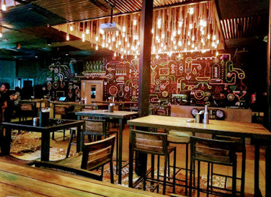 india/hyderabad/jubilee-hills/bar/by-the-bottle
