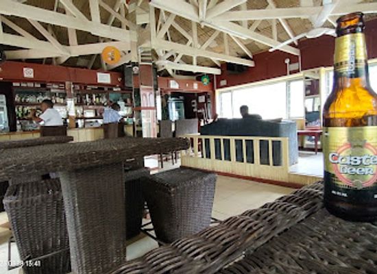 malawi/zomba-plateau/bar/ndendeya-garderns